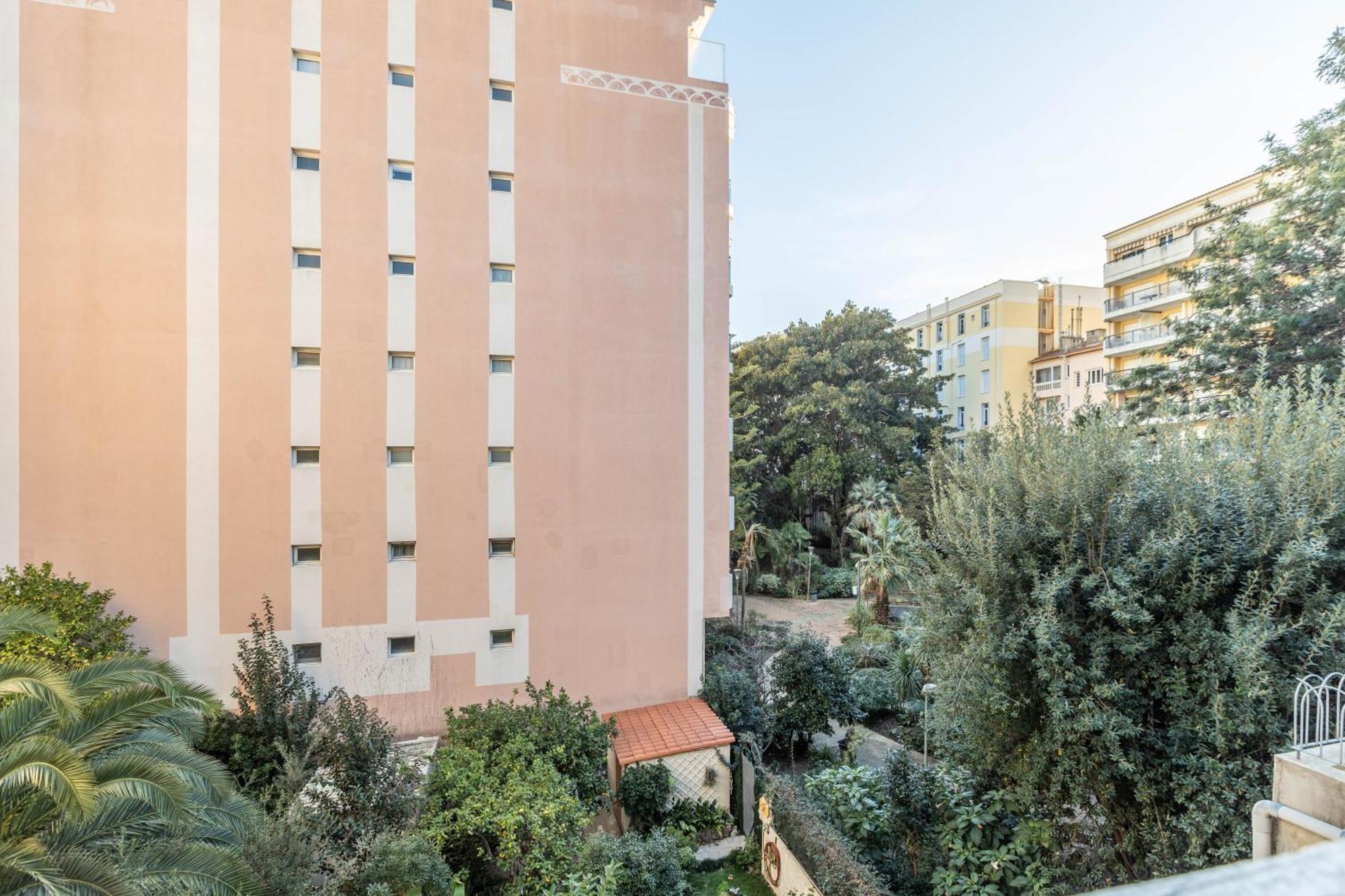 Menton Casino Apartment Екстериор снимка